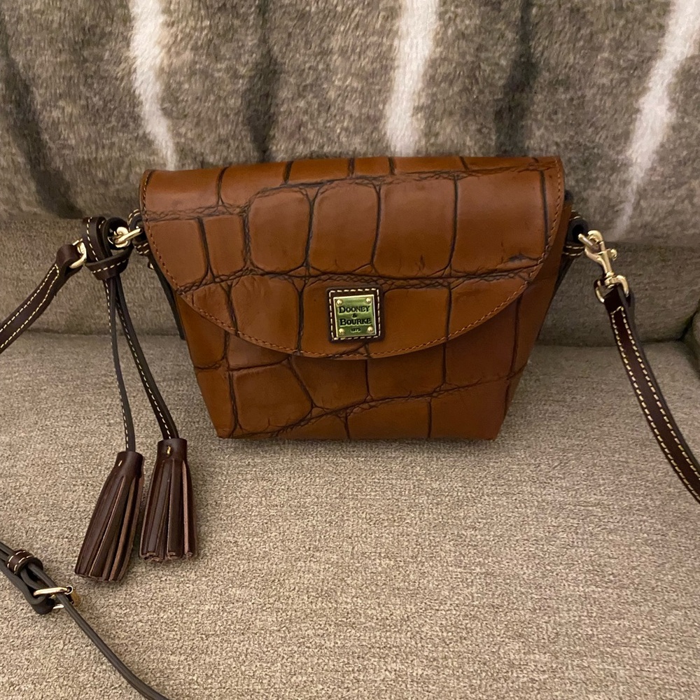 Dooney & Bourke Denison Saddle bag